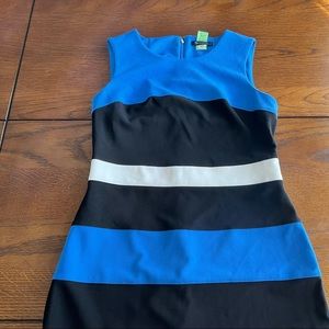Women’s striped Tommy Hilfiger dress in size 6.